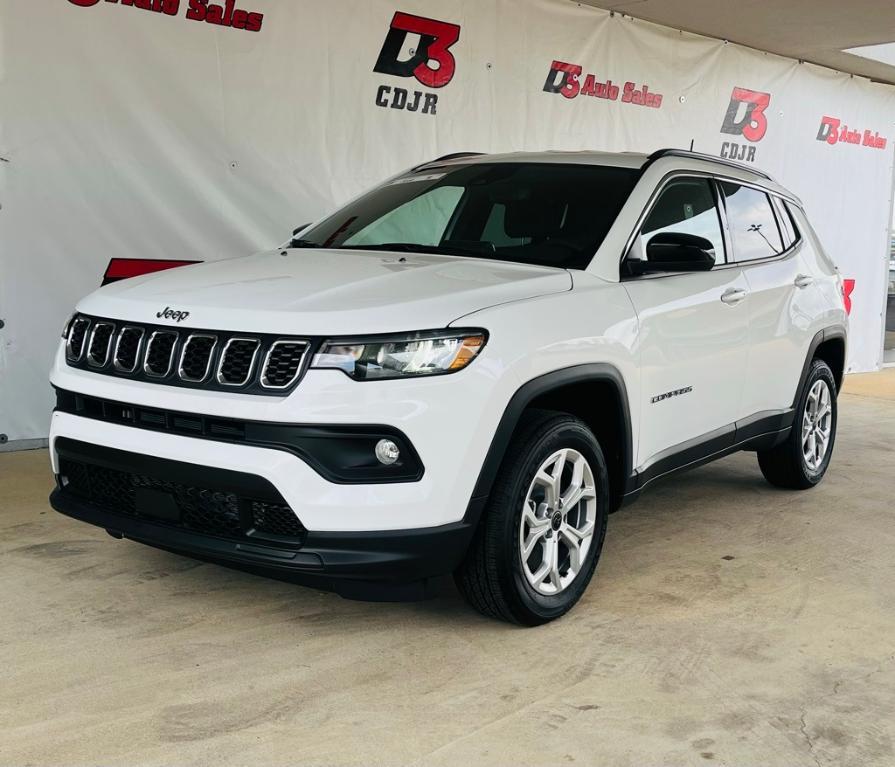 new 2025 Jeep Compass car, priced at $25,618