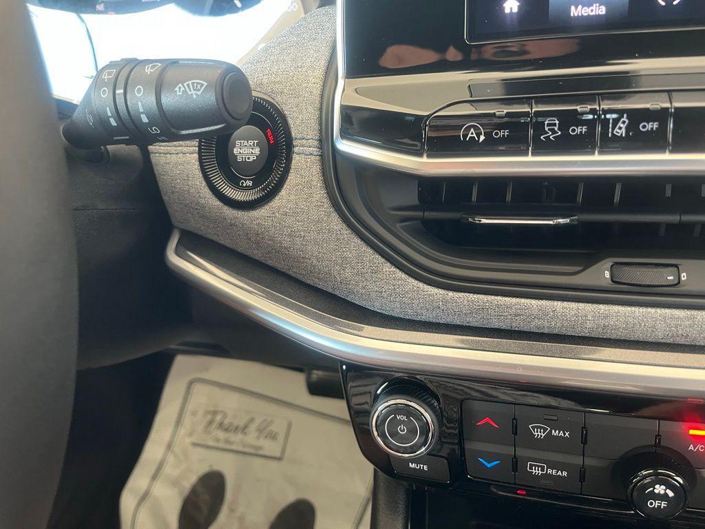 new 2025 Jeep Compass car, priced at $27,899