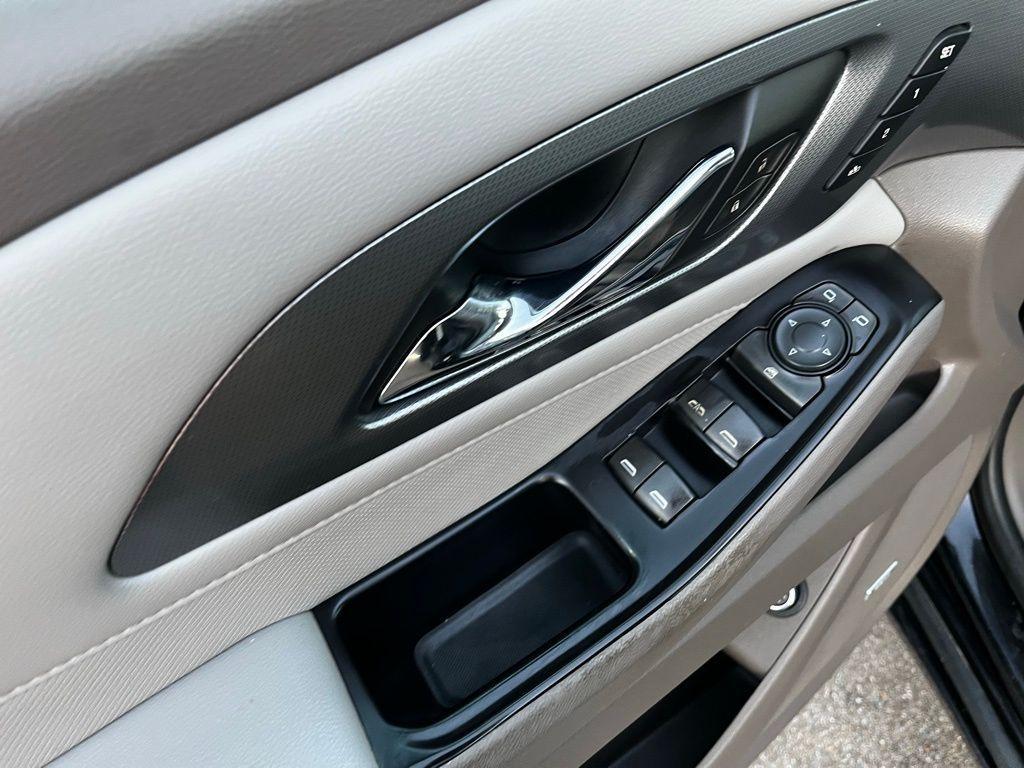 used 2018 Chevrolet Traverse car, priced at $15,477