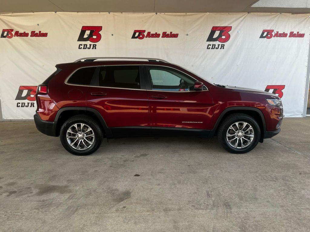 used 2019 Jeep Cherokee car, priced at $19,905