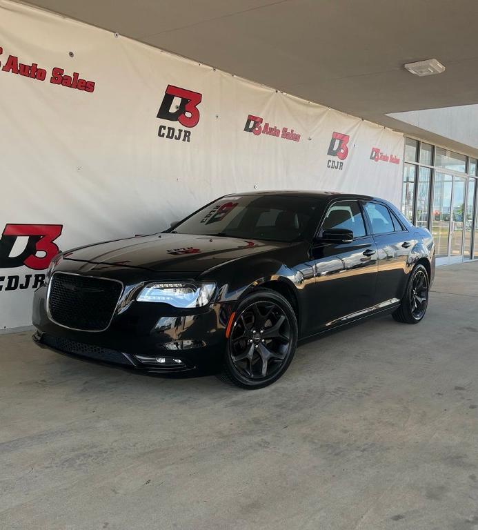 used 2021 Chrysler 300 car, priced at $25,378