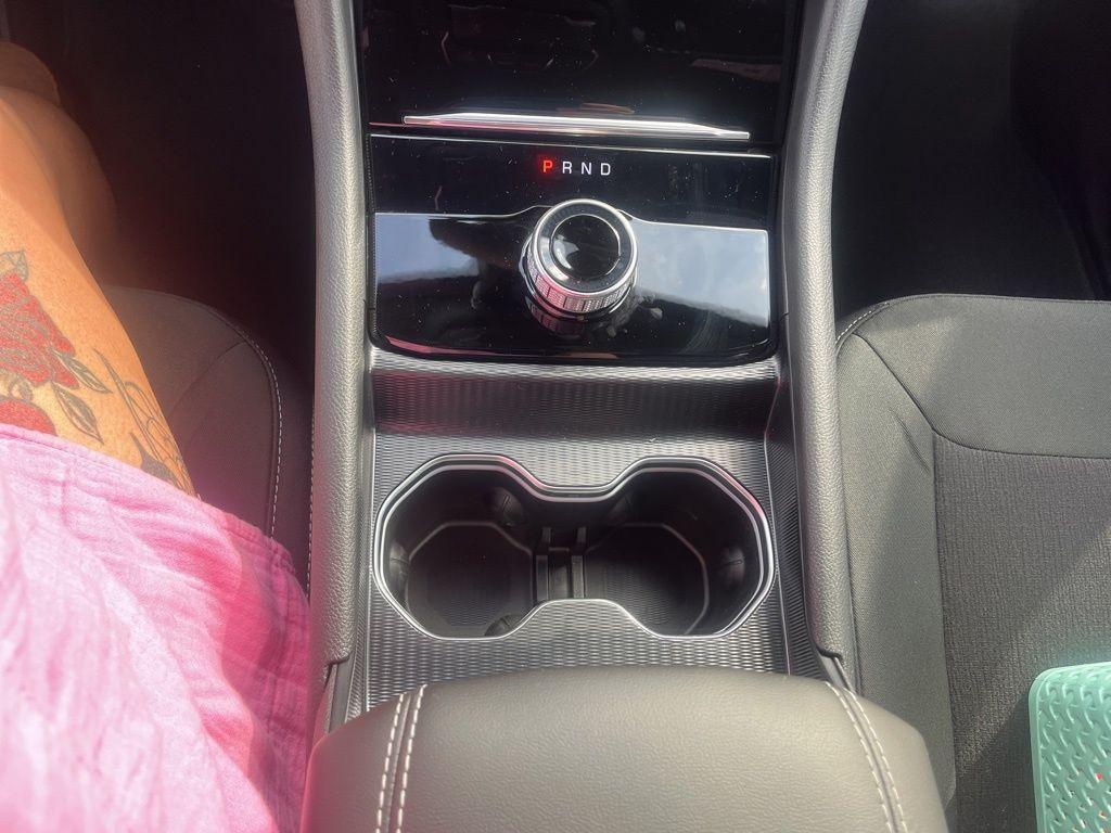 new 2025 Jeep Grand Cherokee car, priced at $37,832