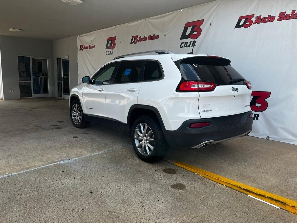 used 2018 Jeep Cherokee car, priced at $18,048