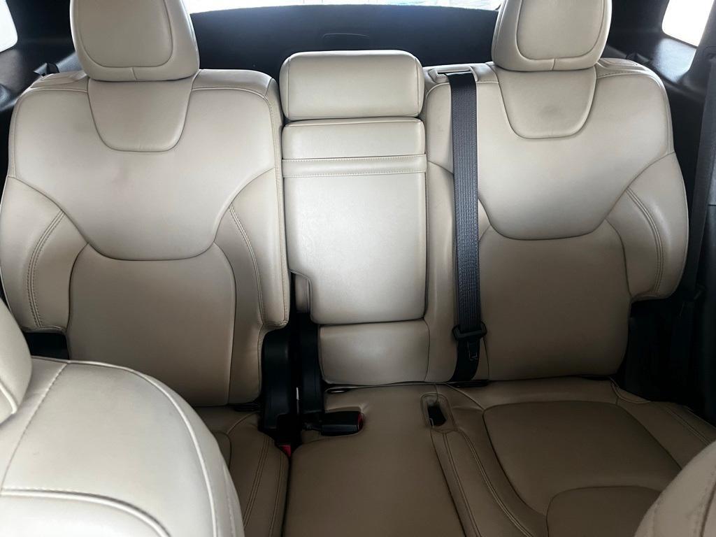 used 2018 Jeep Cherokee car, priced at $18,048