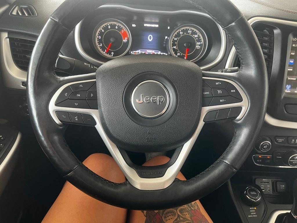 used 2018 Jeep Cherokee car, priced at $18,048