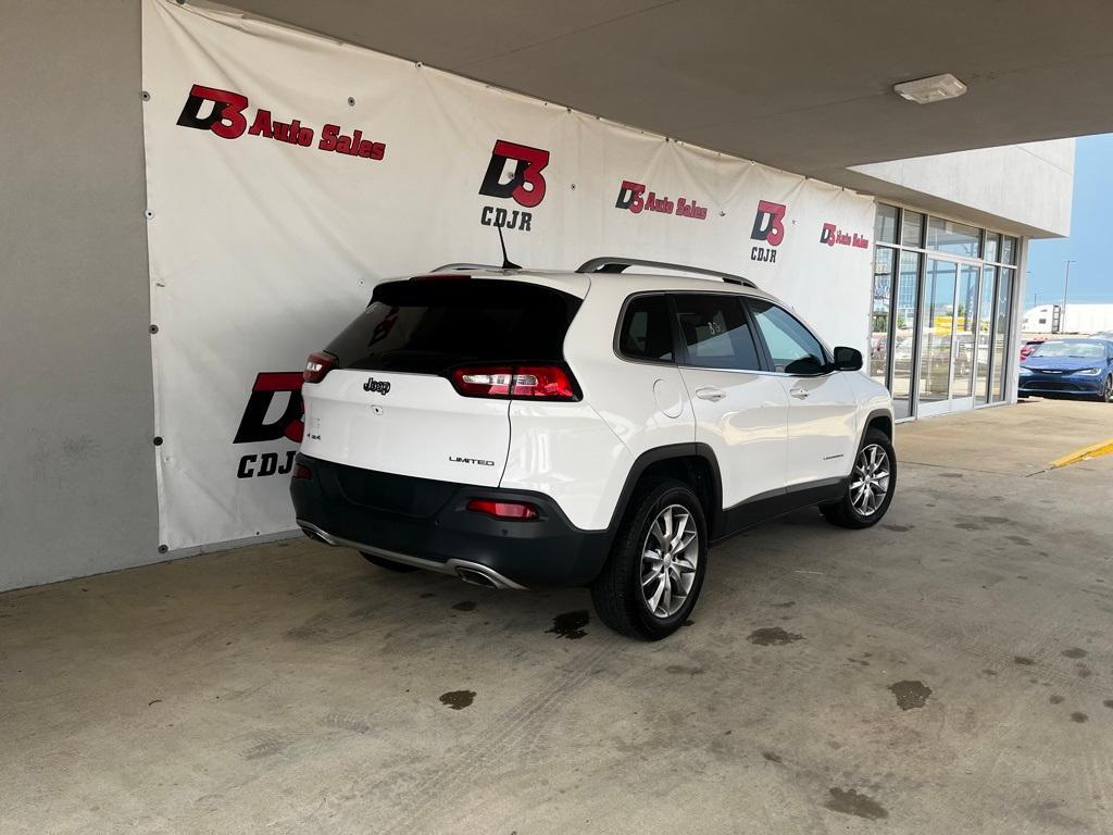 used 2018 Jeep Cherokee car, priced at $18,048