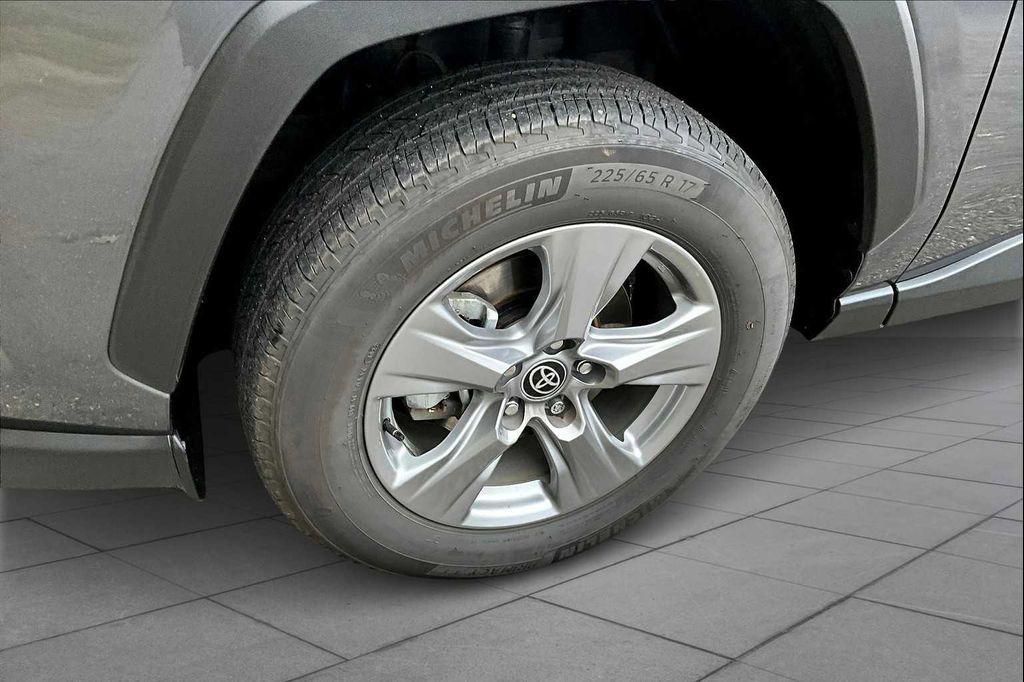 used 2022 Toyota RAV4 Hybrid car, priced at $32,322