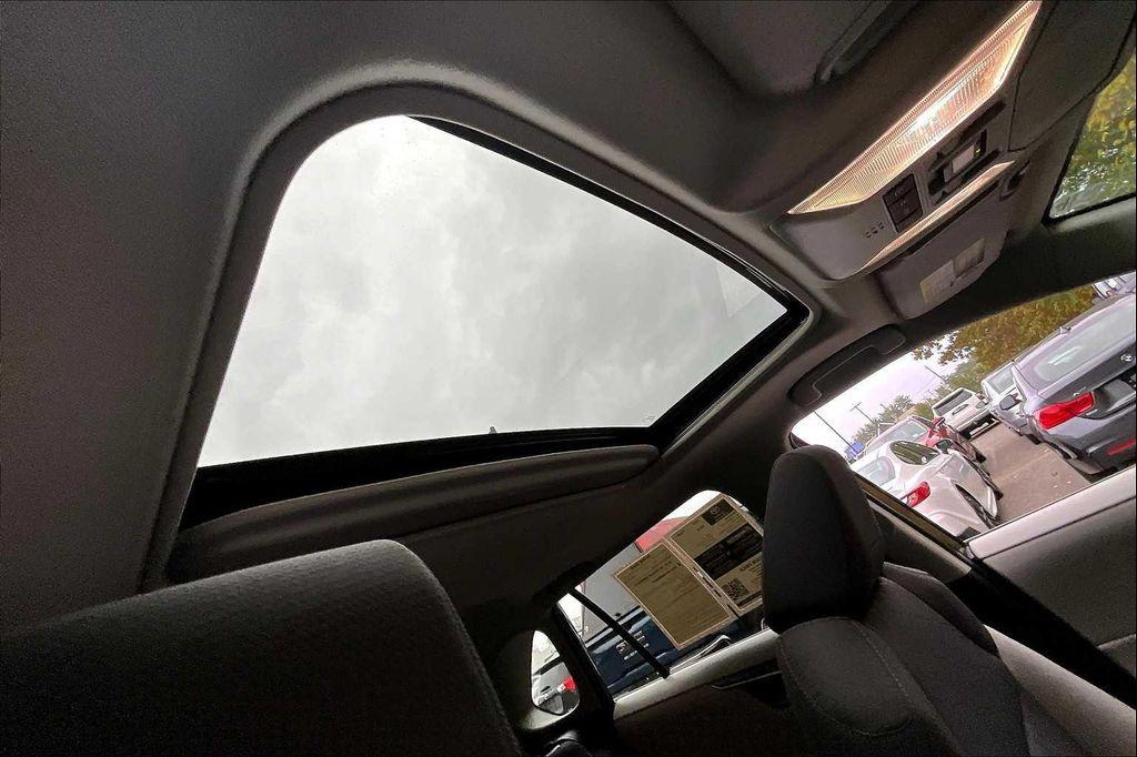 used 2022 Toyota RAV4 Hybrid car, priced at $32,322
