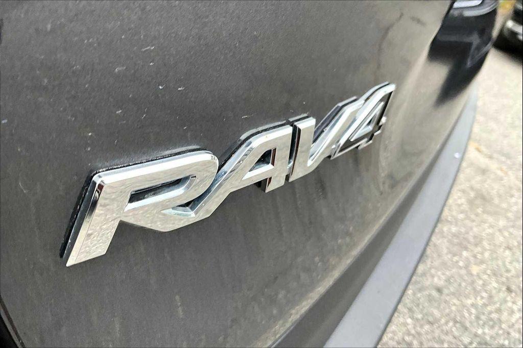 used 2022 Toyota RAV4 Hybrid car, priced at $32,322