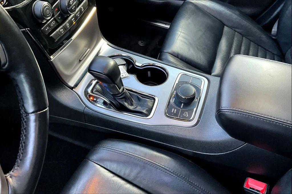 used 2021 Jeep Grand Cherokee car, priced at $26,892