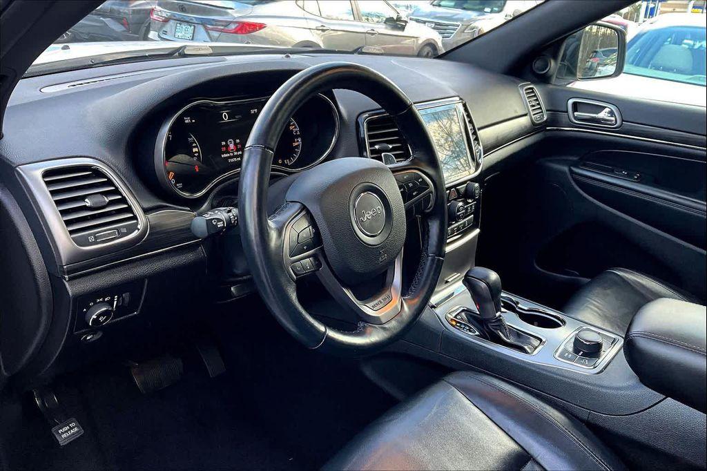 used 2021 Jeep Grand Cherokee car, priced at $26,892