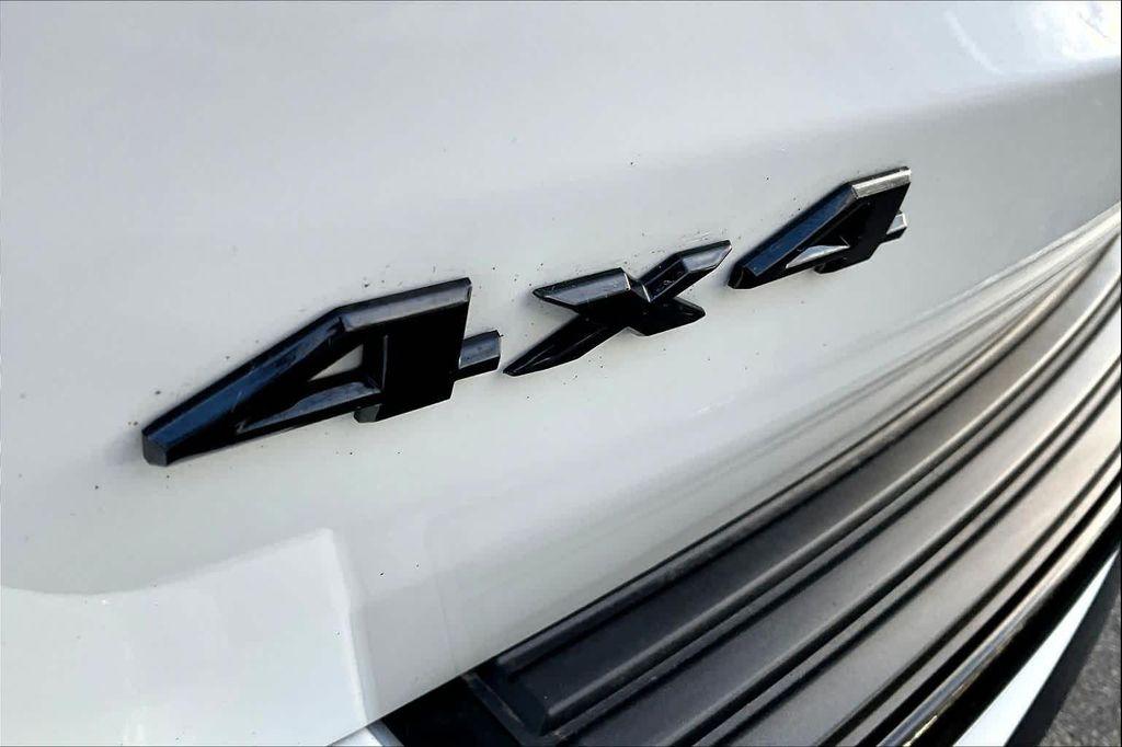 used 2021 Jeep Grand Cherokee car, priced at $26,892