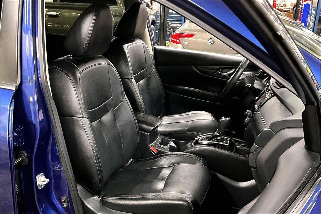 used 2019 Nissan Rogue car, priced at $14,892