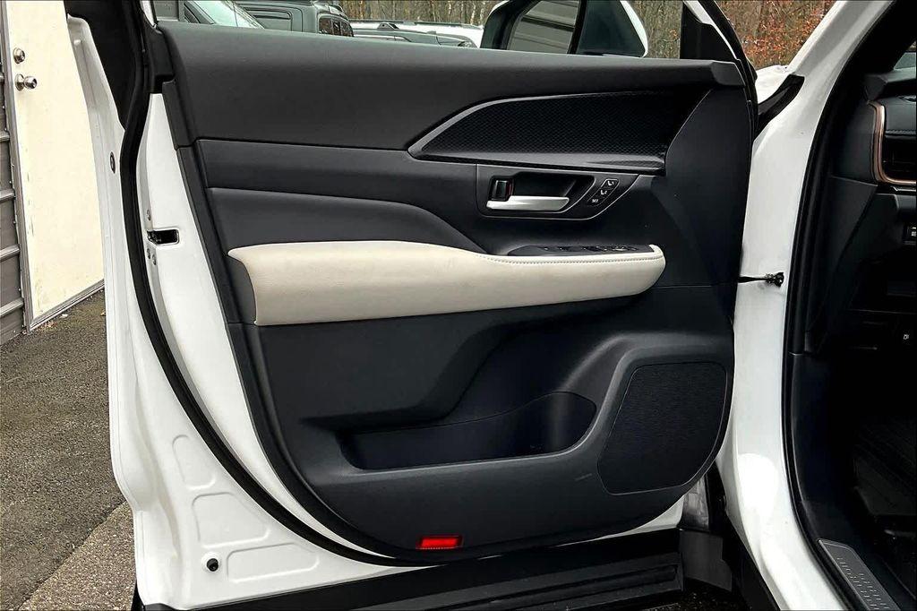 used 2026 Toyota Grand Highlander Hybrid car, priced at $60,892