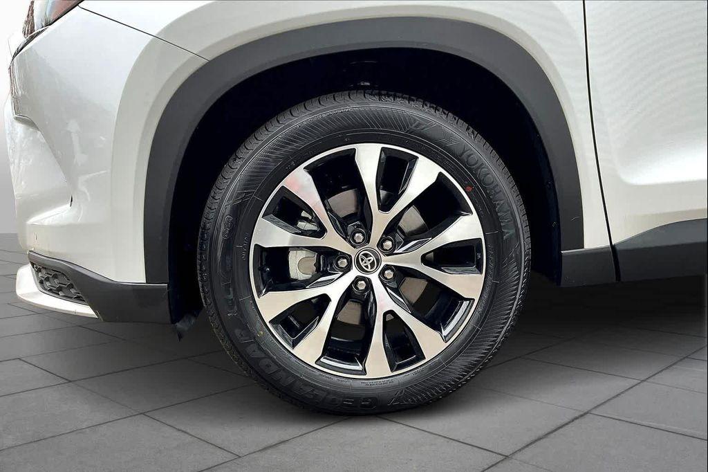 used 2026 Toyota Grand Highlander Hybrid car, priced at $60,892