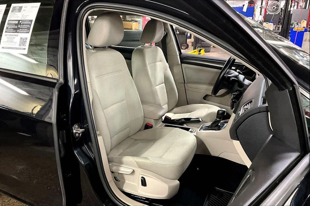 used 2019 Volkswagen Golf SportWagen car, priced at $15,491