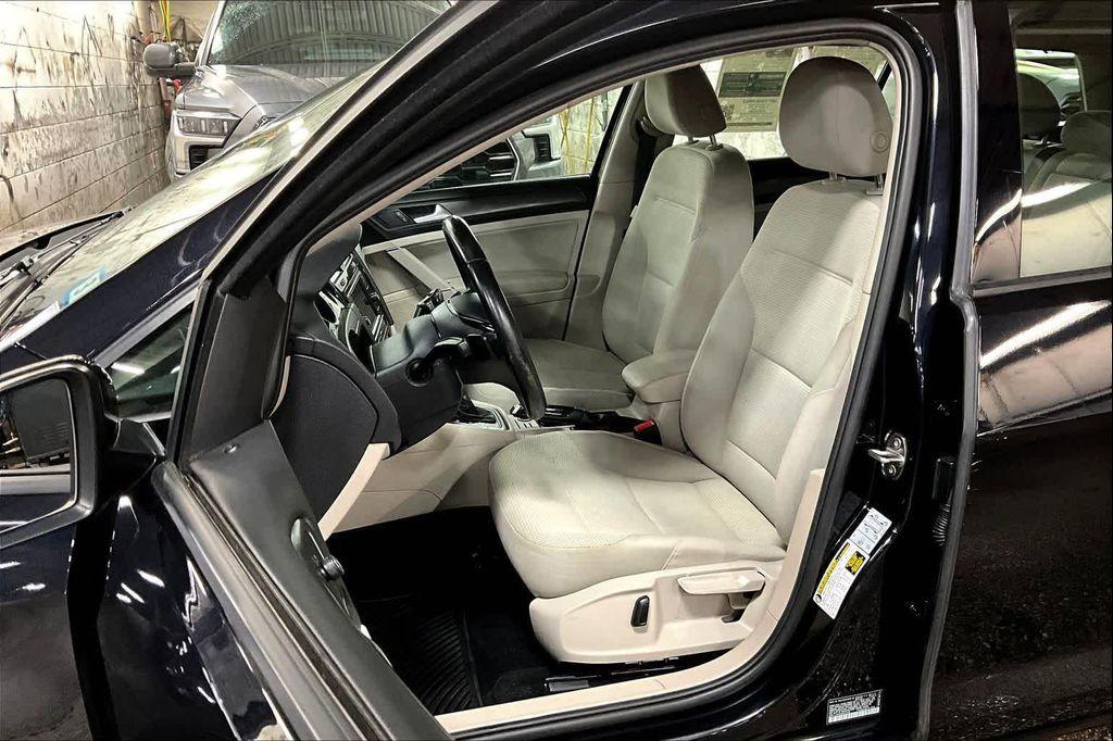 used 2019 Volkswagen Golf SportWagen car, priced at $15,491