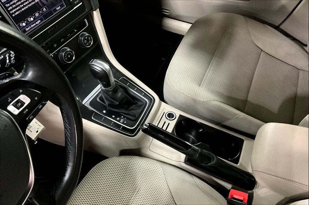 used 2019 Volkswagen Golf SportWagen car, priced at $15,491