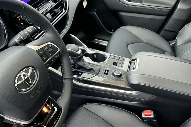 used 2024 Toyota Highlander car, priced at $49,981