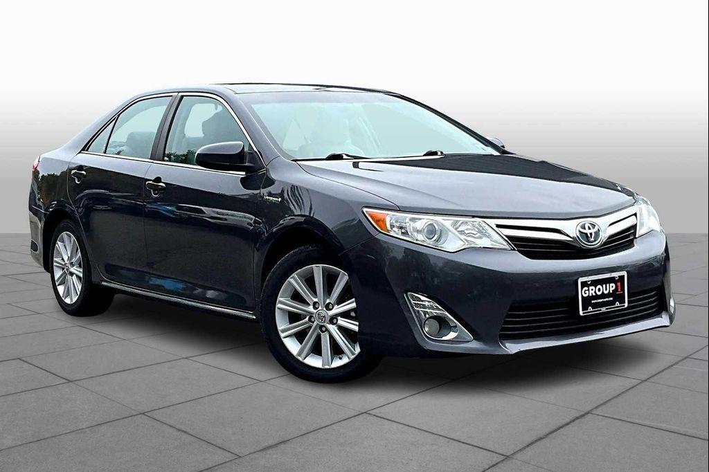 used 2012 Toyota Camry Hybrid car, priced at $10,492
