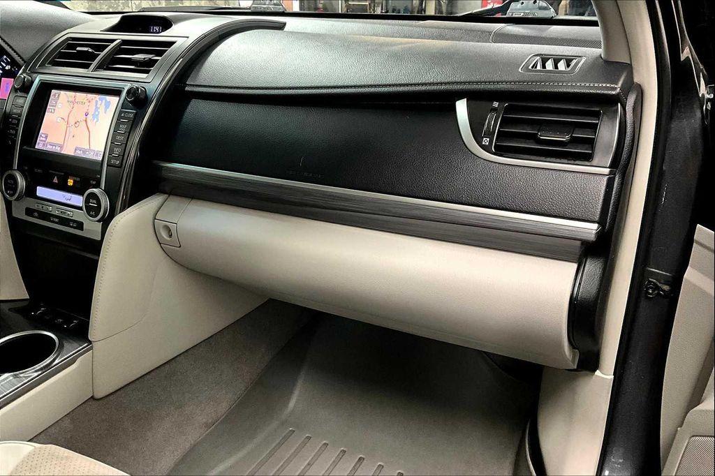 used 2012 Toyota Camry Hybrid car, priced at $10,492