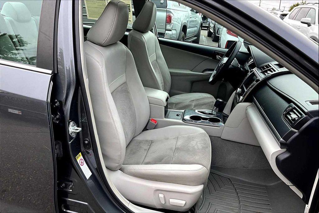 used 2012 Toyota Camry Hybrid car, priced at $10,492