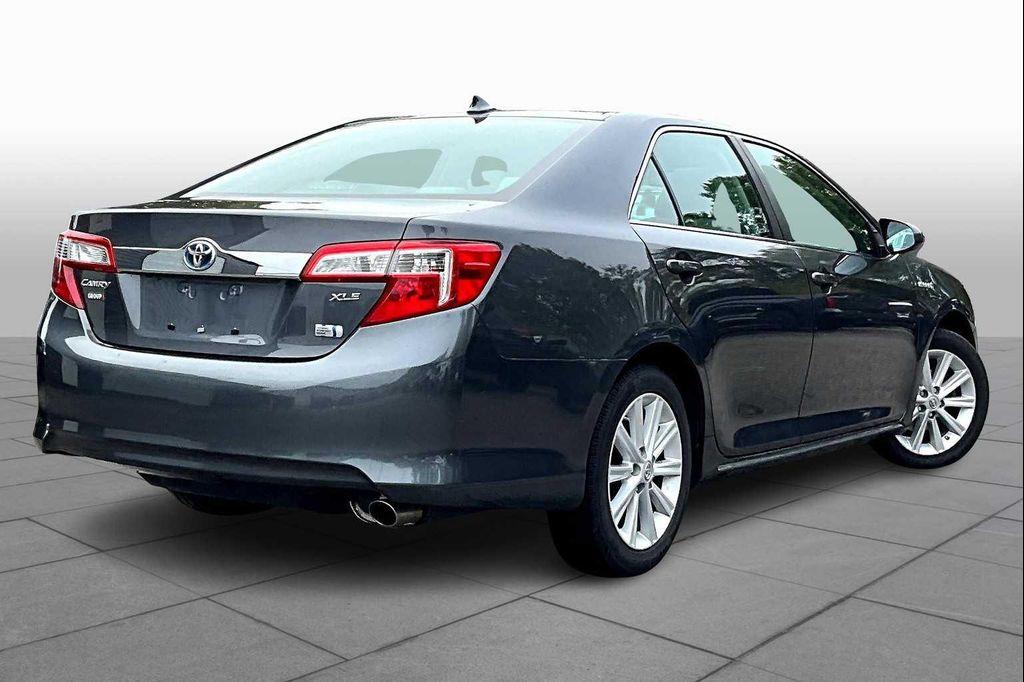 used 2012 Toyota Camry Hybrid car, priced at $10,492