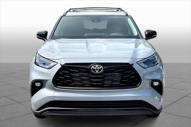new 2025 Toyota Highlander Hybrid car, priced at $51,302