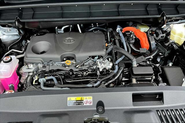 new 2025 Toyota Highlander Hybrid car, priced at $51,302