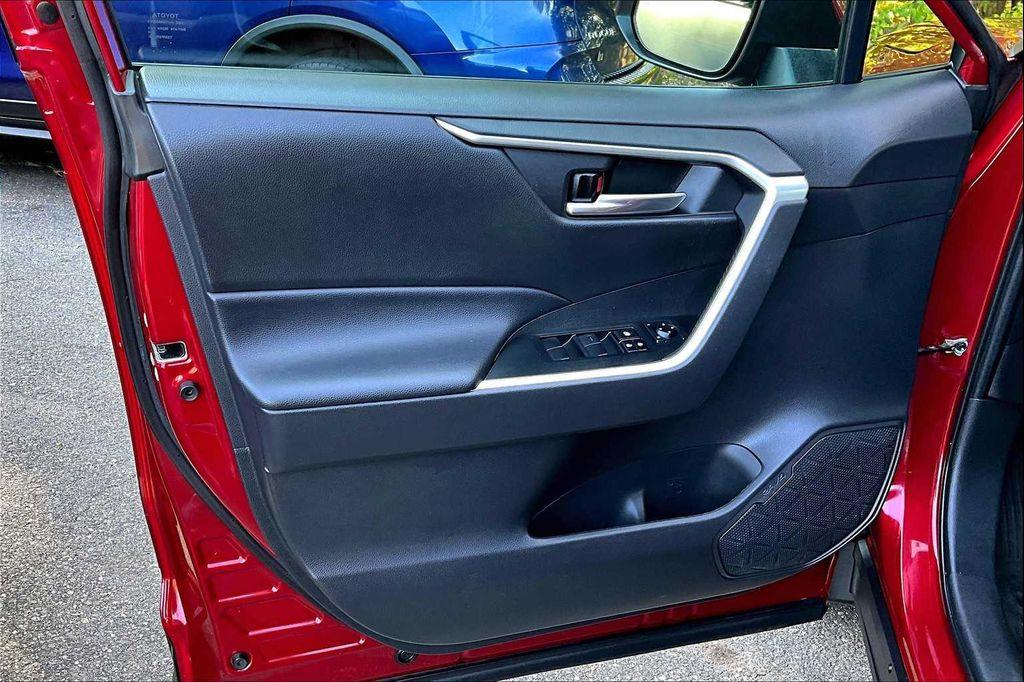 used 2021 Toyota RAV4 Hybrid car, priced at $28,992