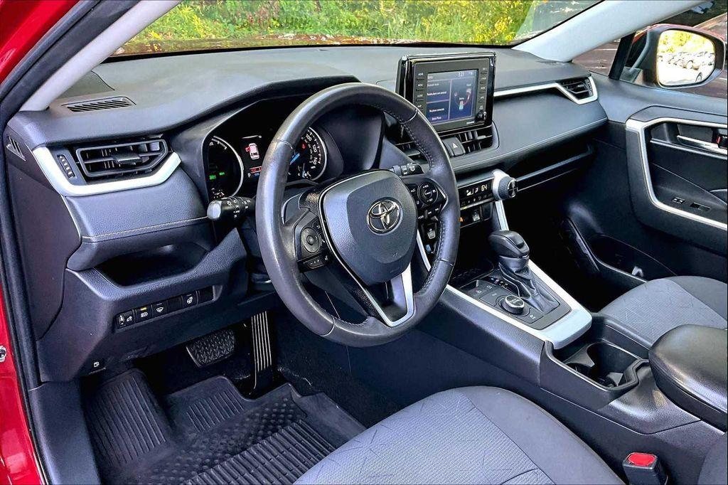used 2021 Toyota RAV4 Hybrid car, priced at $28,992