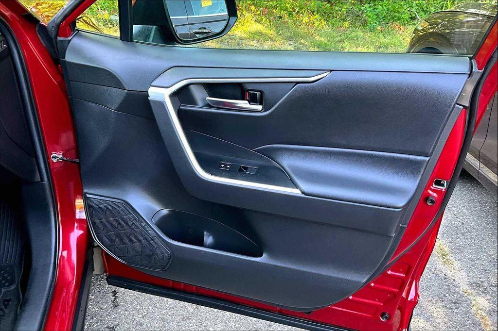 used 2021 Toyota RAV4 Hybrid car, priced at $28,992