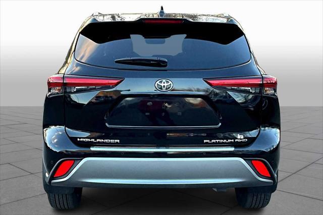 used 2023 Toyota Highlander car, priced at $45,992