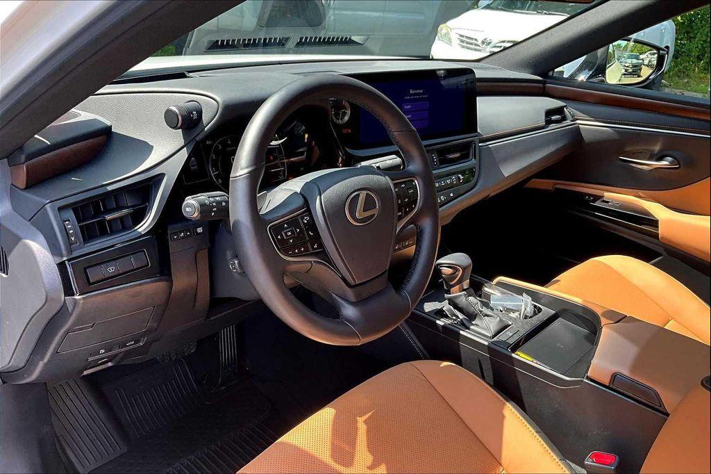 used 2024 Lexus ES 350 car, priced at $38,492