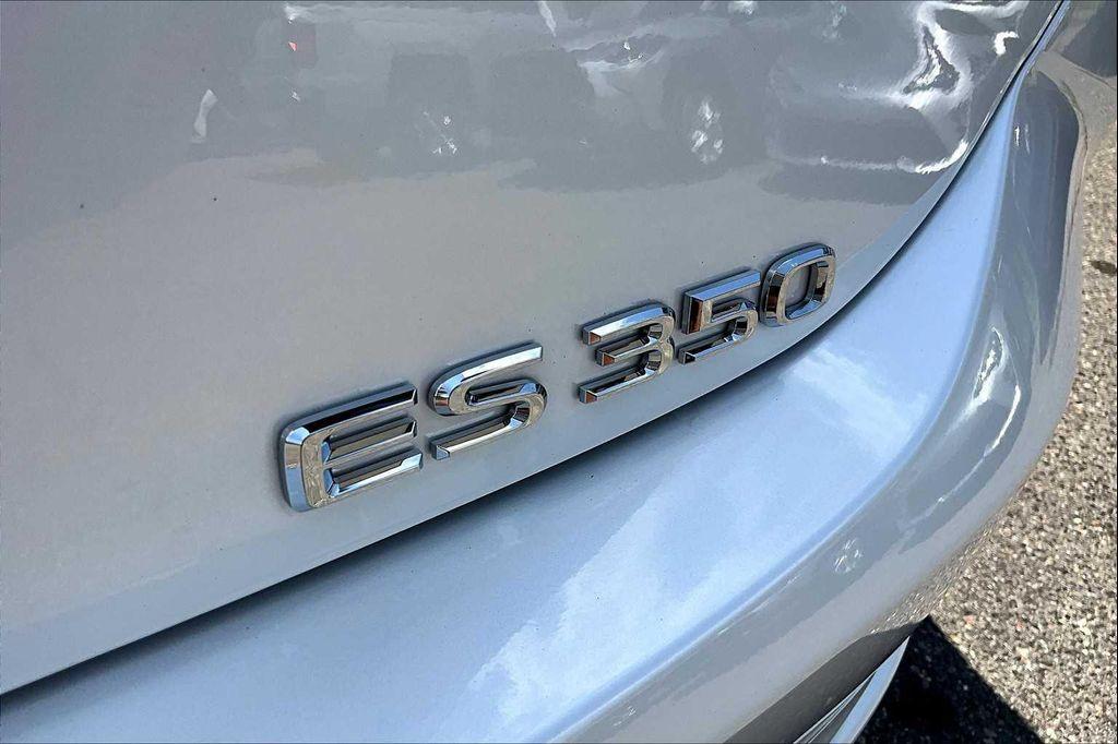 used 2024 Lexus ES 350 car, priced at $38,492