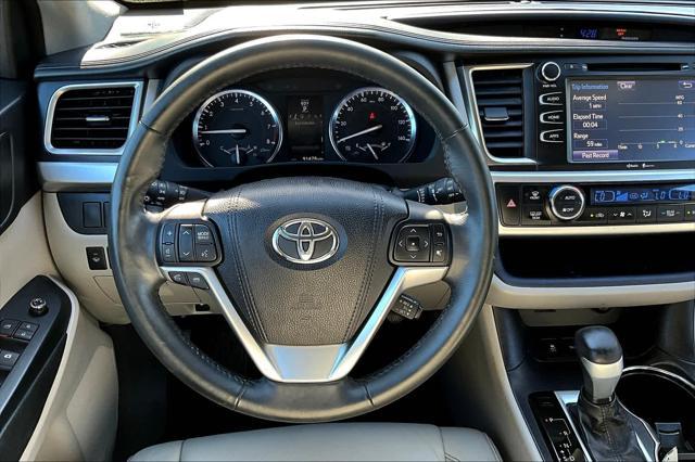 used 2015 Toyota Highlander car, priced at $21,491