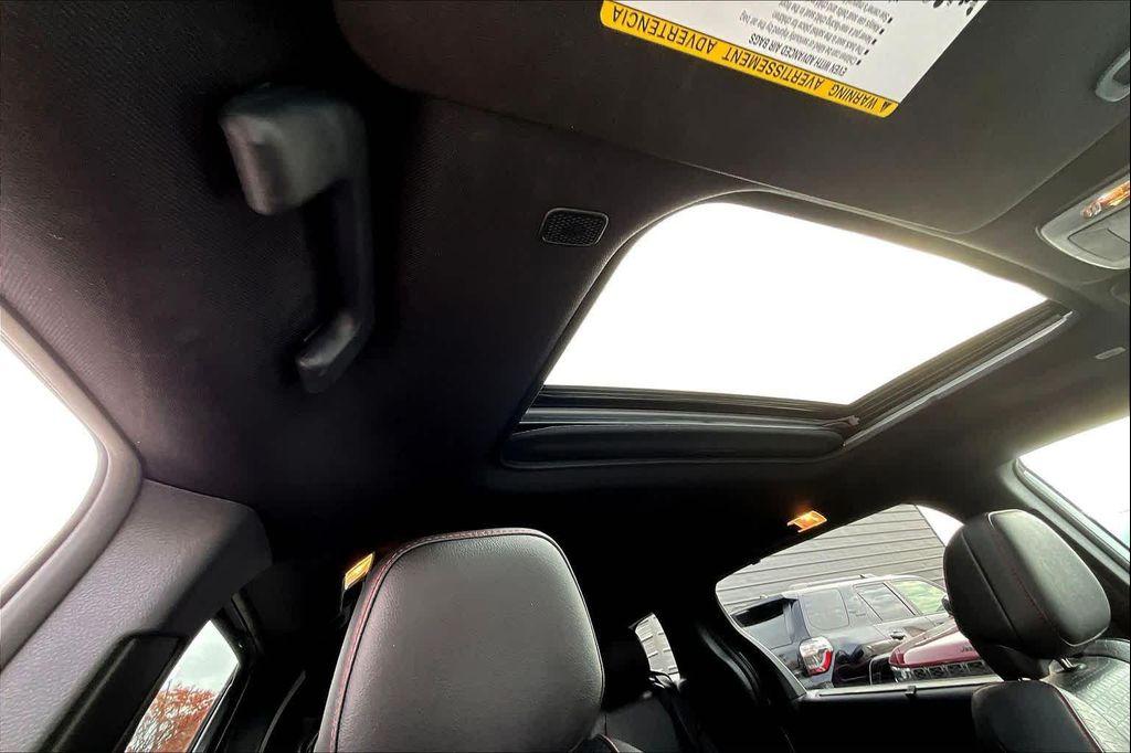 used 2025 Toyota Sienna car, priced at $52,491