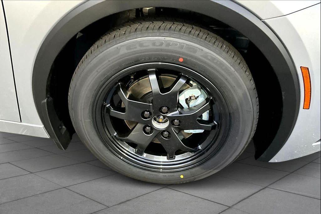 new 2026 Toyota Prius Plug-In Hybrid car, priced at $35,724