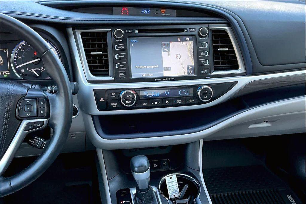 used 2018 Toyota Highlander car, priced at $27,491