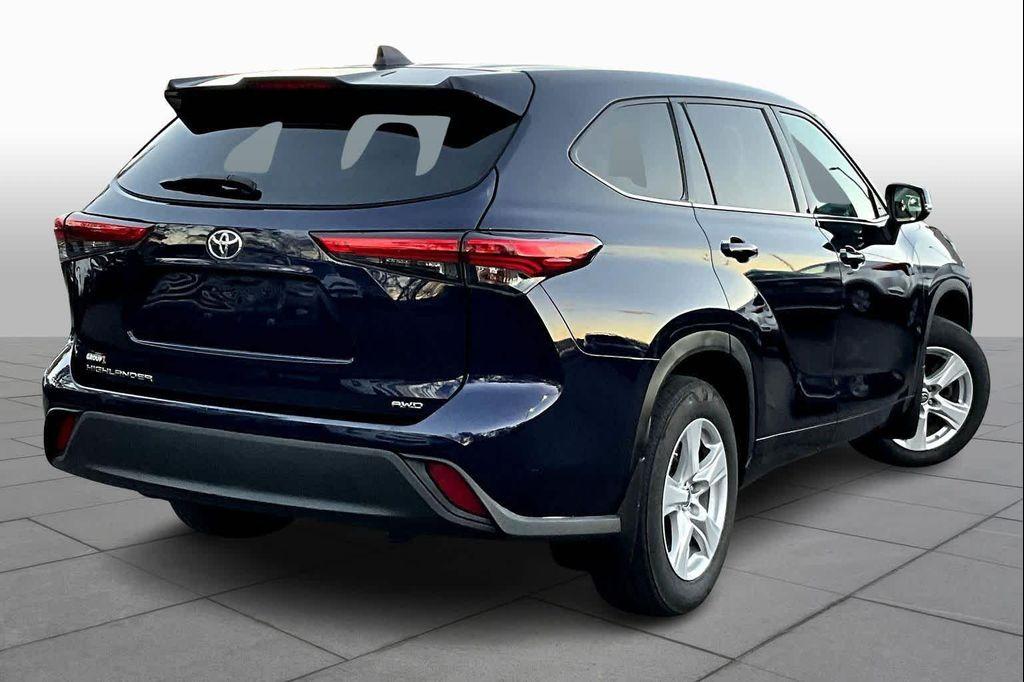 used 2020 Toyota Highlander car, priced at $24,492