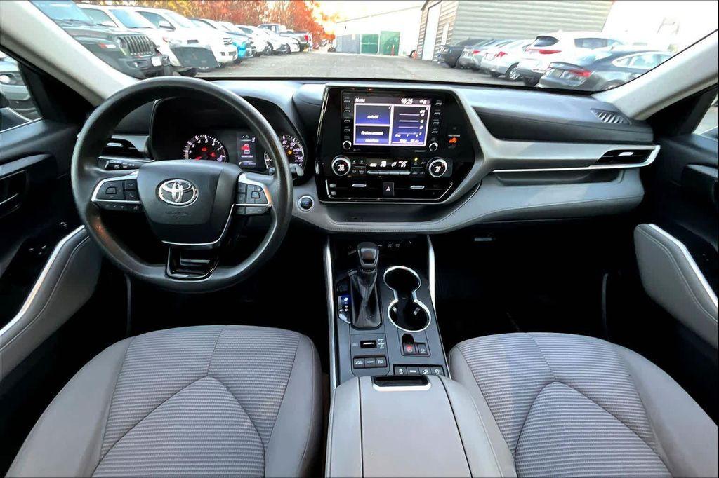 used 2020 Toyota Highlander car, priced at $24,492