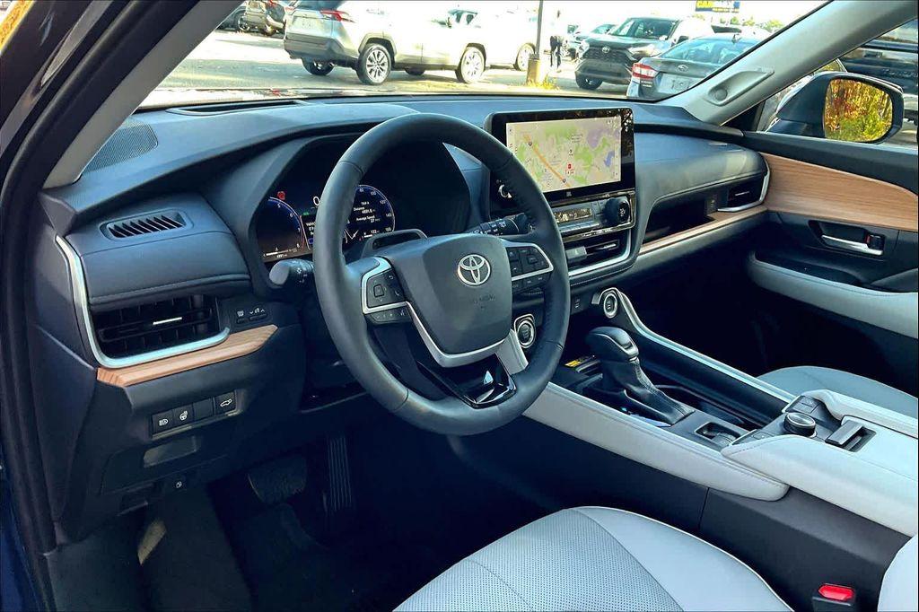 used 2025 Toyota Grand Highlander car, priced at $57,491