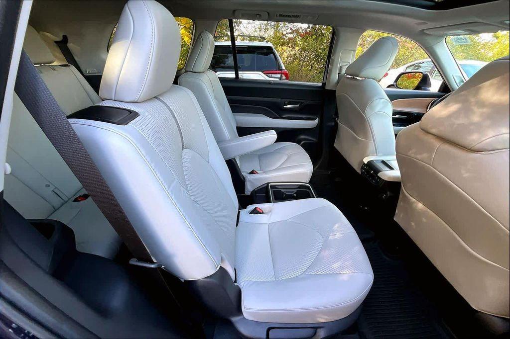 used 2025 Toyota Grand Highlander car, priced at $57,491