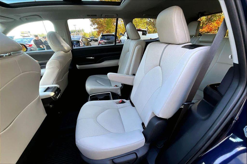 used 2025 Toyota Grand Highlander car, priced at $57,491