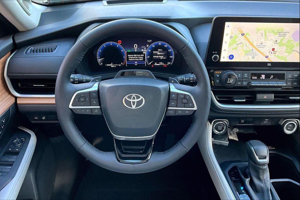 used 2025 Toyota Grand Highlander car, priced at $57,491