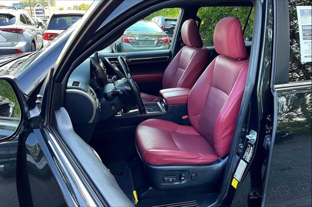 used 2023 Lexus GX 460 car, priced at $52,322