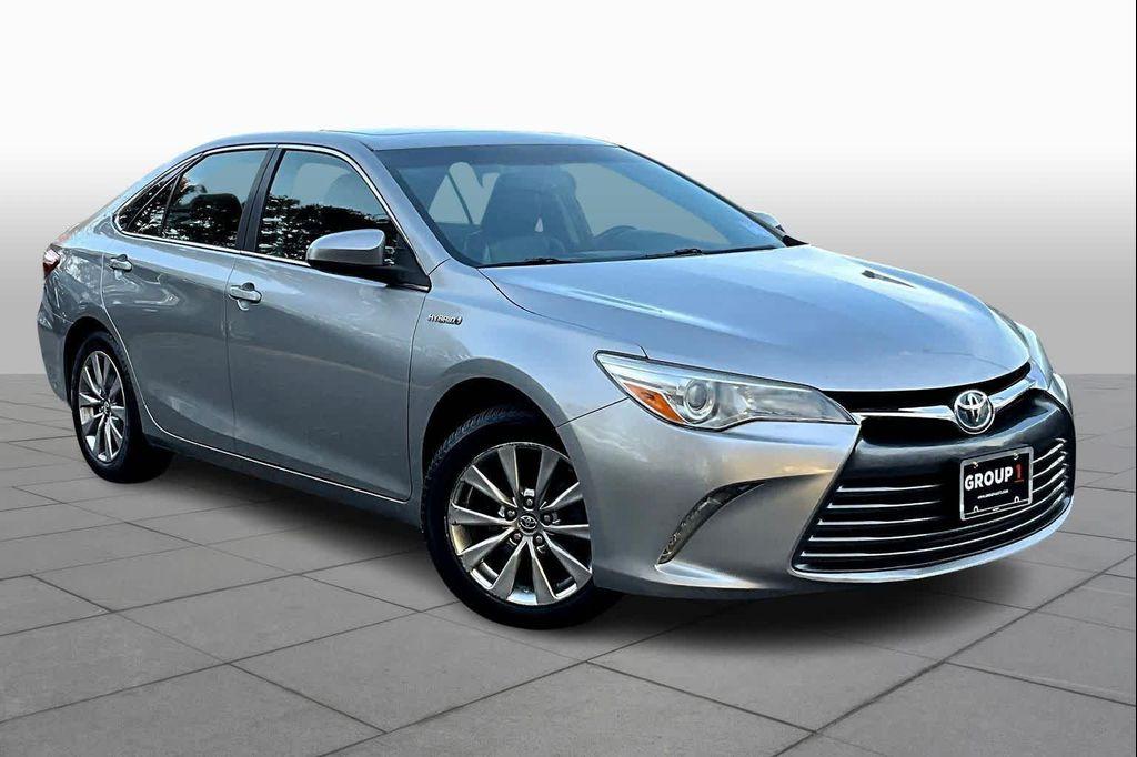 used 2017 Toyota Camry Hybrid car, priced at $13,492