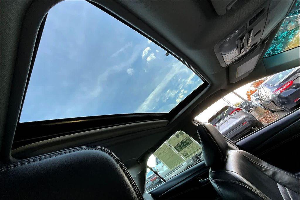 used 2017 Toyota Camry Hybrid car, priced at $13,492