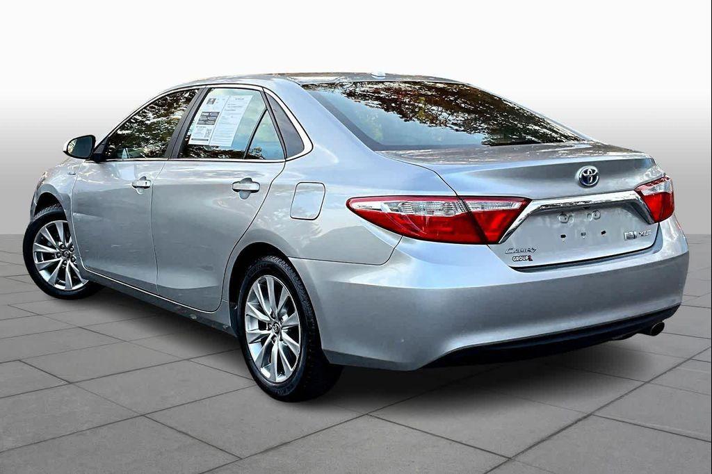 used 2017 Toyota Camry Hybrid car, priced at $13,492