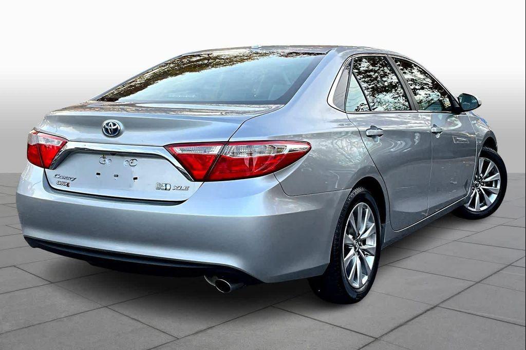 used 2017 Toyota Camry Hybrid car, priced at $13,492
